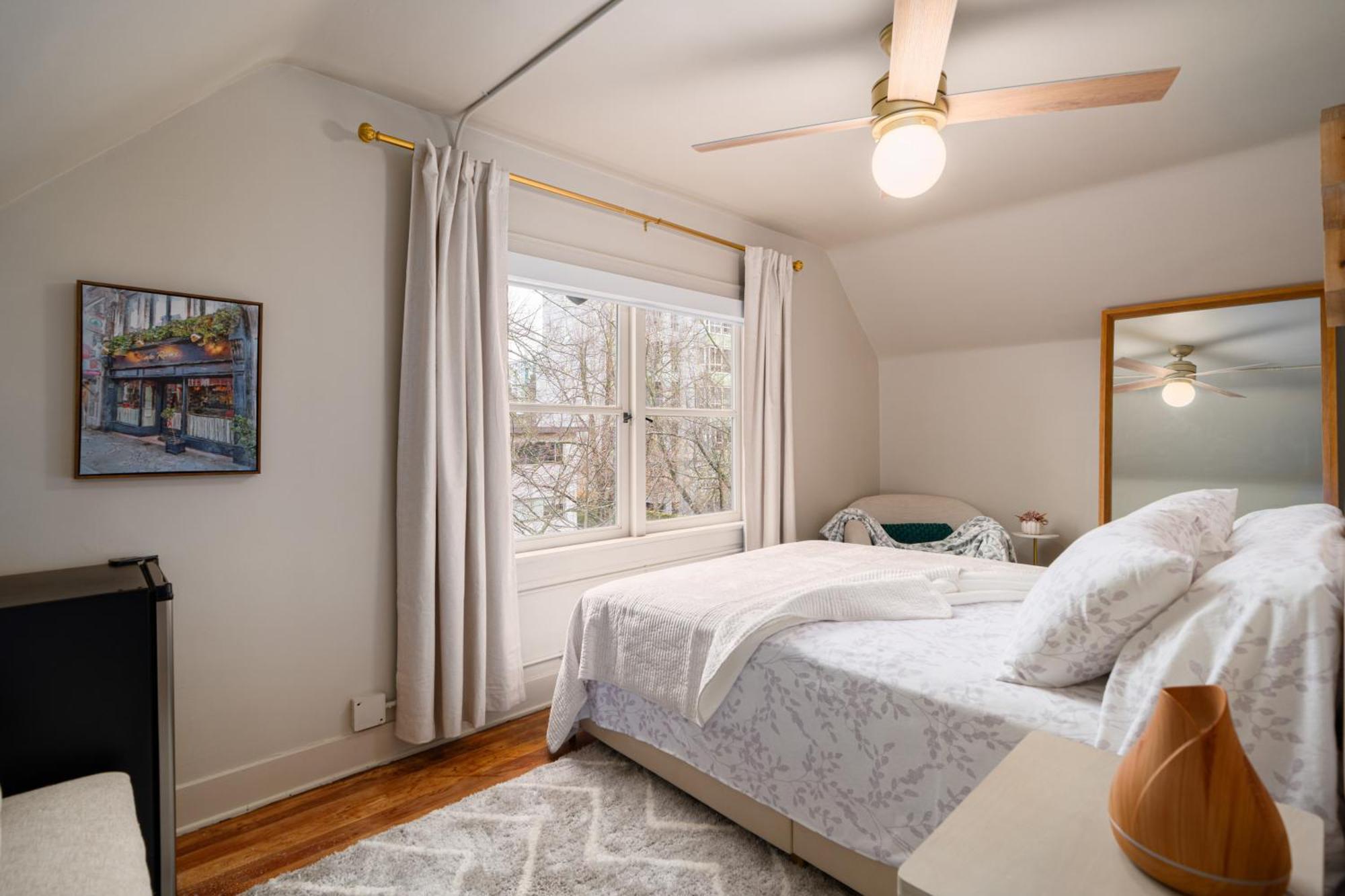 The Hunter House Bed And Breakfast Vancouver Eksteriør bilde