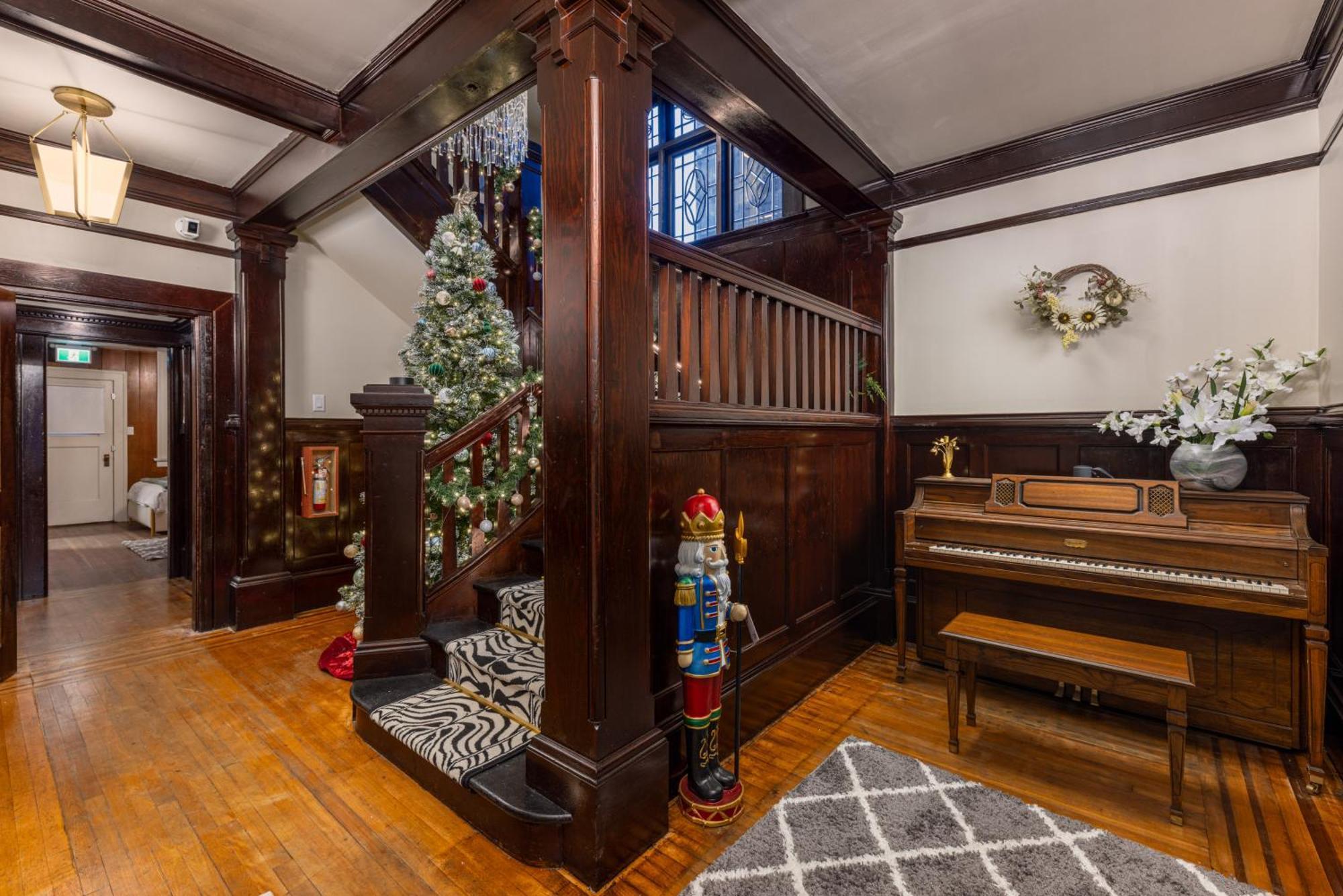 The Hunter House Bed And Breakfast Vancouver Eksteriør bilde
